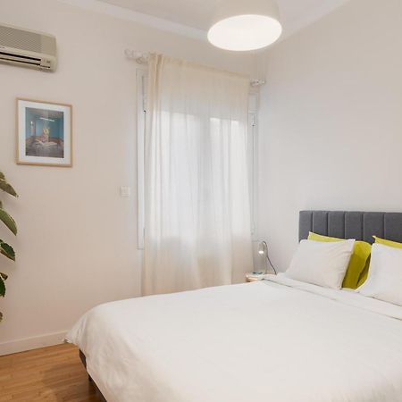 Peaceful Apartment In Neapoli, Exarcheia Athene Buitenkant foto