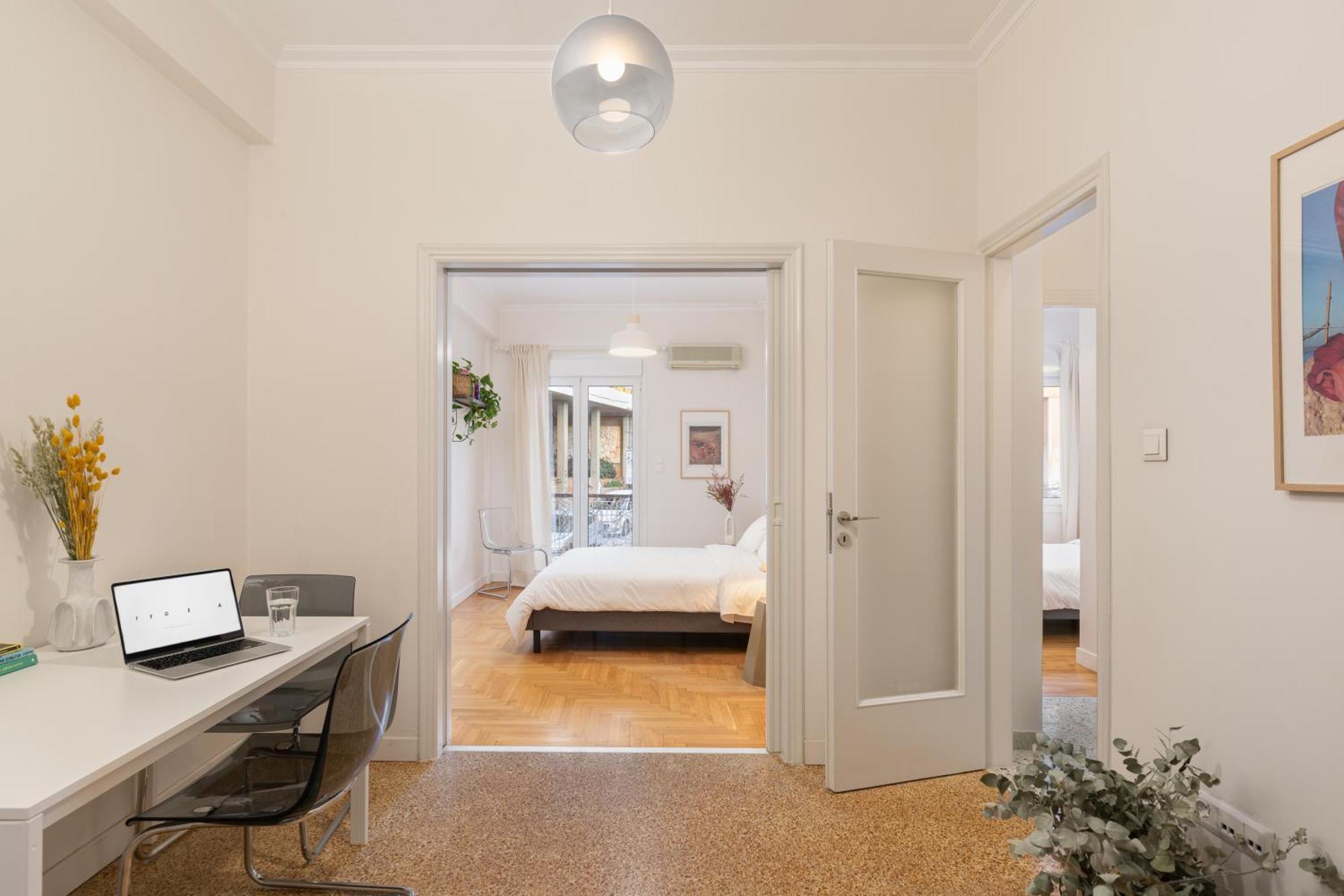 Peaceful Apartment In Neapoli, Exarcheia Athene Buitenkant foto