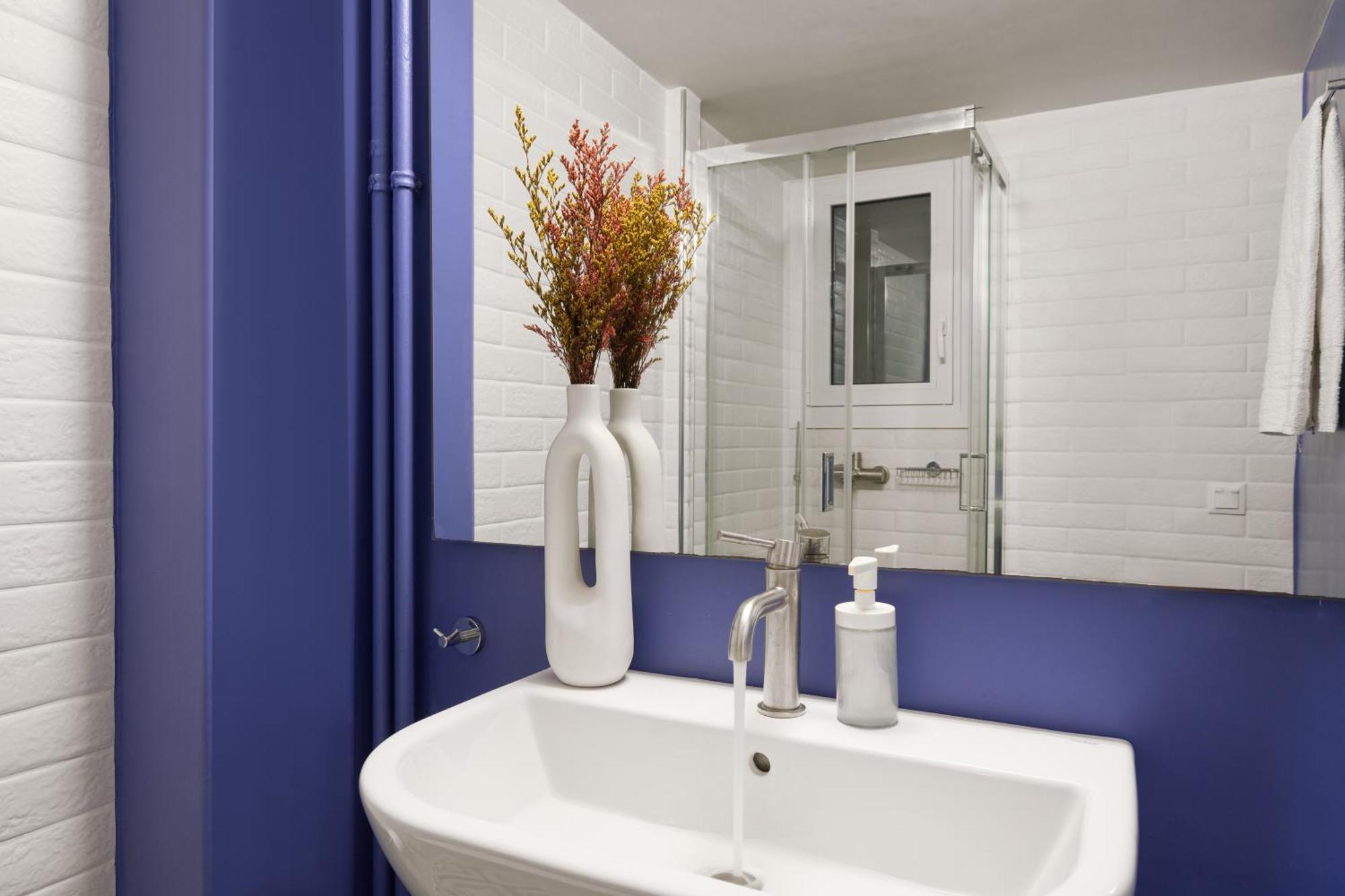 Peaceful Apartment In Neapoli, Exarcheia Athene Buitenkant foto