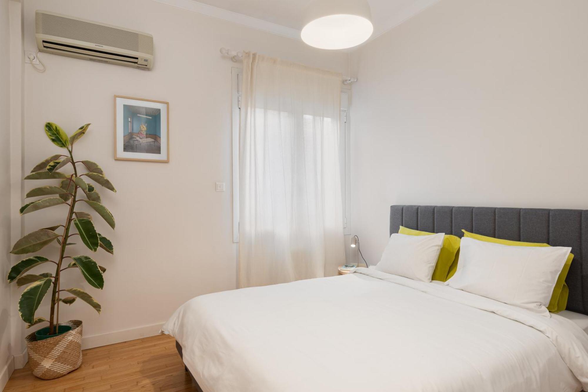 Peaceful Apartment In Neapoli, Exarcheia Athene Buitenkant foto